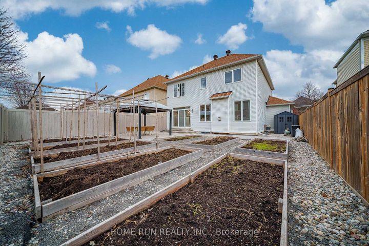 Photo 43 at 10 Pavona Street, Nepean (Barrhaven East), Ottawa