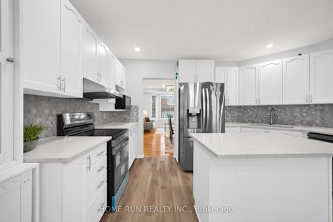 Photo 17 at 10 Pavona Street, Nepean (Barrhaven East), Ottawa