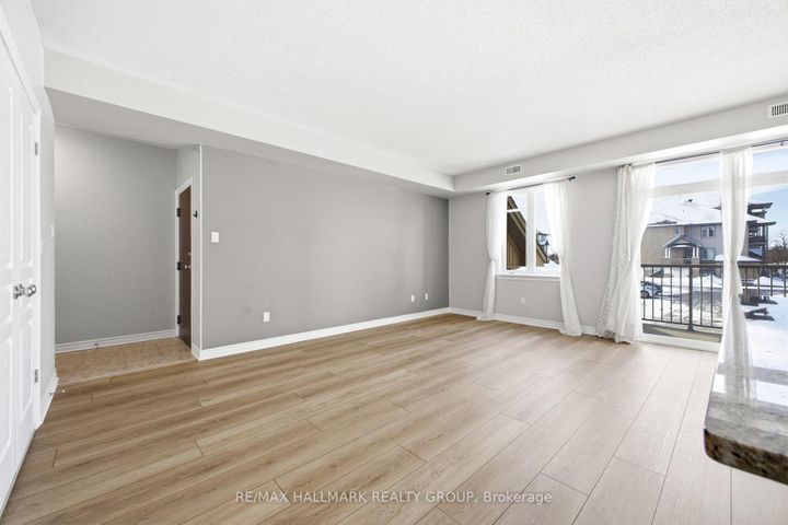 Photo 8 at C - 170 Hornchurch Lane, Nepean (Longfields), Ottawa