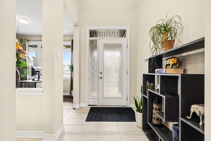Photo 3 at 1089 Apolune Street, Nepean (Half Moon Bay), Ottawa