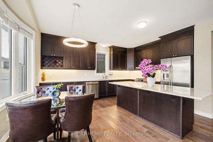 Photo 11 at 1089 Apolune Street, Nepean (Half Moon Bay), Ottawa