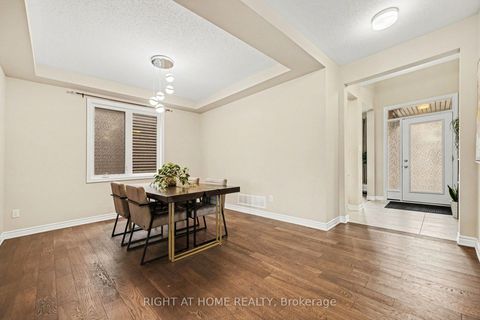 Photo 7 at 1089 Apolune Street, Nepean (Half Moon Bay), Ottawa