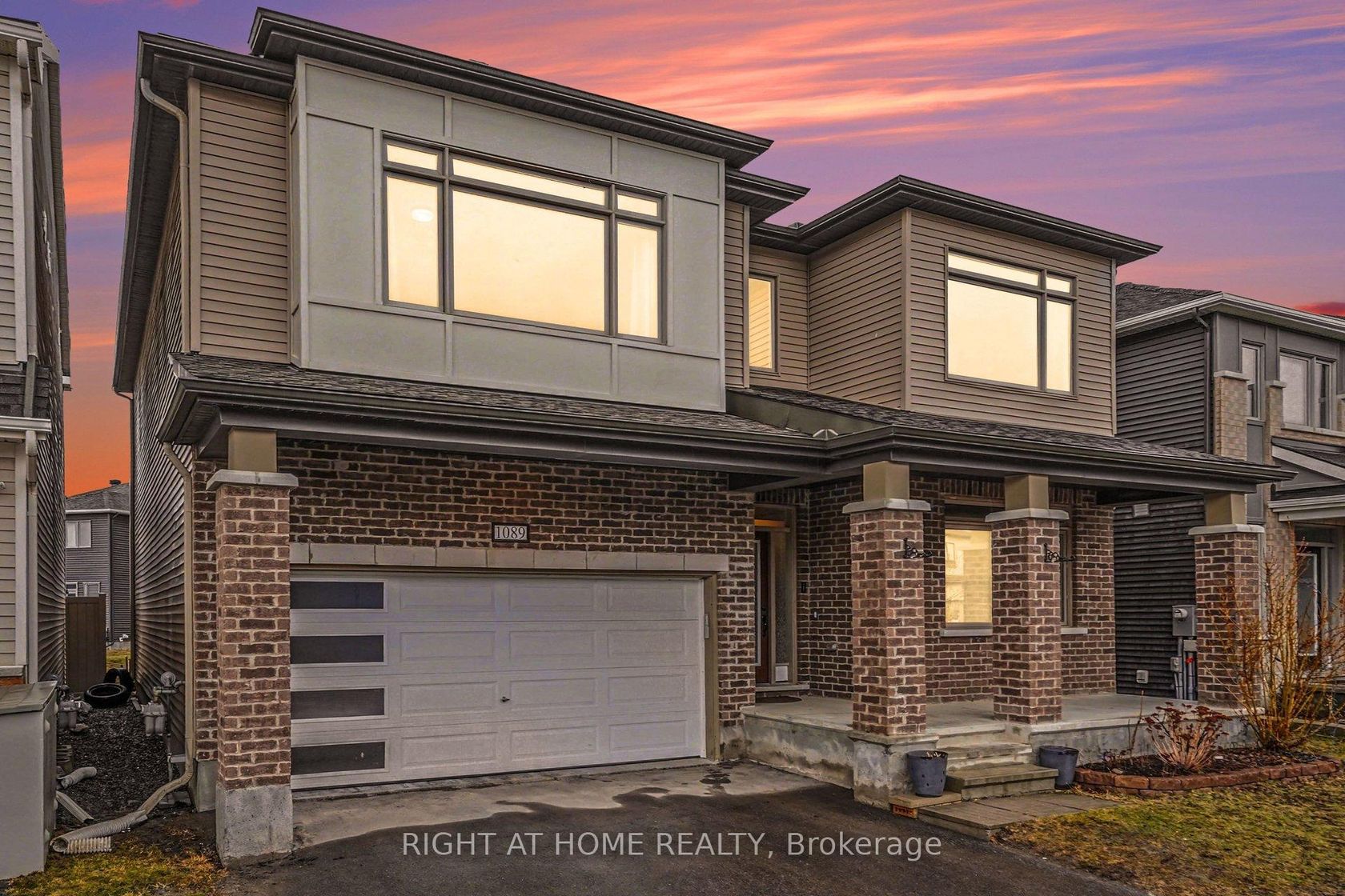 1089 Apolune Street, Nepean (Half Moon Bay), Ottawa 