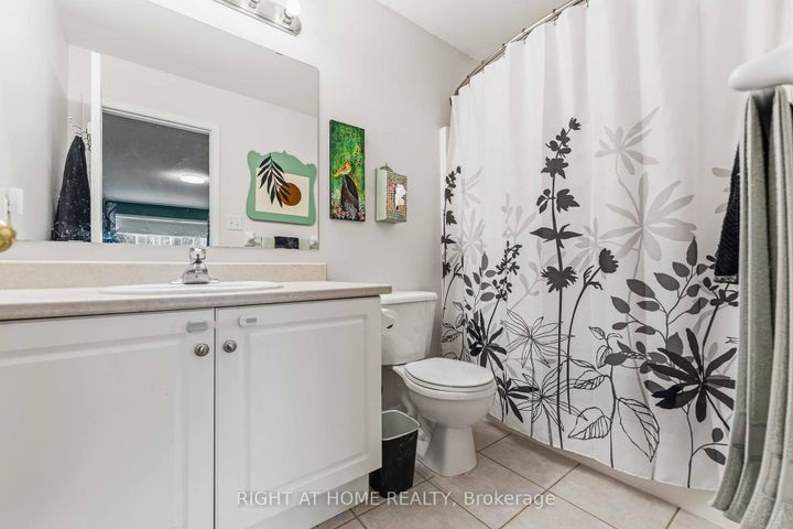 Photo 19 at 52 Fieldberry Private, Nepean (Stonebridge), Ottawa
