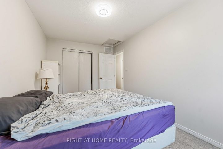 Photo 22 at 52 Fieldberry Private, Nepean (Stonebridge), Ottawa