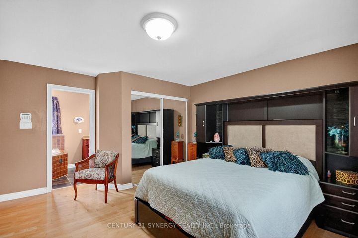 Photo 14 at 61 Fieldgate Drive, Nepean (Knollsbrook), Ottawa