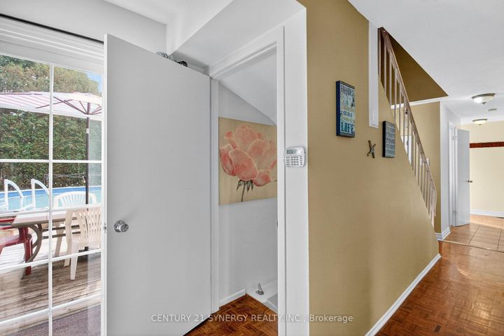 Photo 27 at 61 Fieldgate Drive, Nepean (Knollsbrook), Ottawa