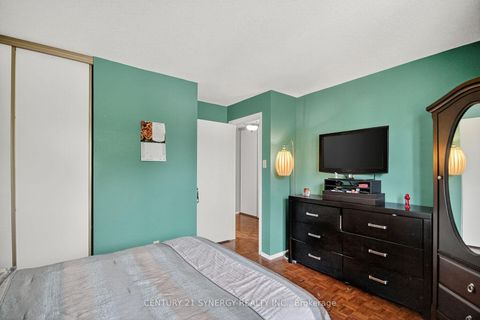Photo 24 at 61 Fieldgate Drive, Nepean (Knollsbrook), Ottawa