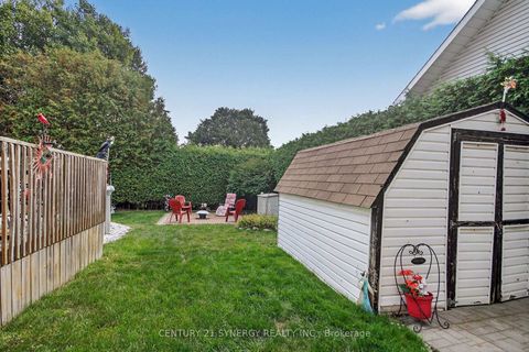 Photo 30 at 61 Fieldgate Drive, Nepean (Knollsbrook), Ottawa