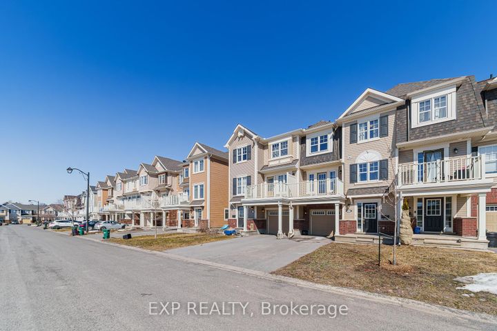 Photo 29 at 523 Ensatina Crescent, Nepean (Half Moon Bay), Ottawa