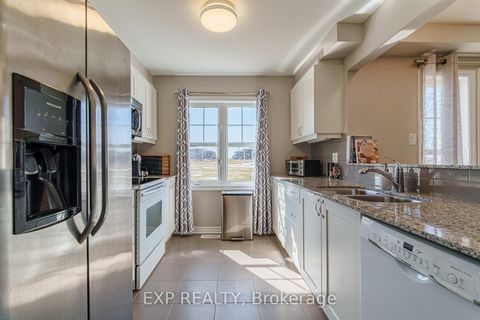 Photo 13 at 523 Ensatina Crescent, Nepean (Half Moon Bay), Ottawa