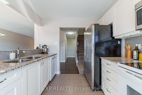 Photo 16 at 523 Ensatina Crescent, Nepean (Half Moon Bay), Ottawa