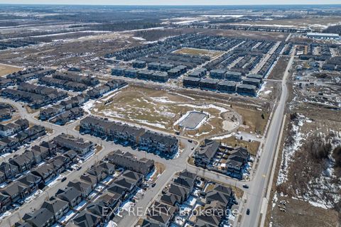 Photo 32 at 523 Ensatina Crescent, Nepean (Half Moon Bay), Ottawa