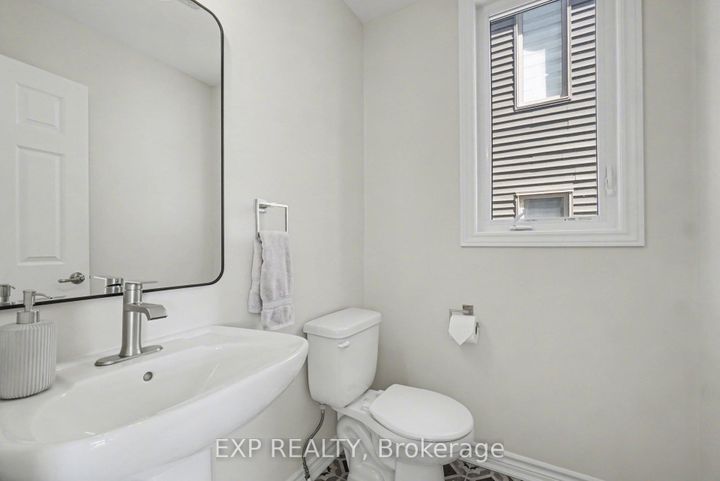 Photo 15 at 520 Rye Grass Way, Nepean (Half Moon Bay), Ottawa