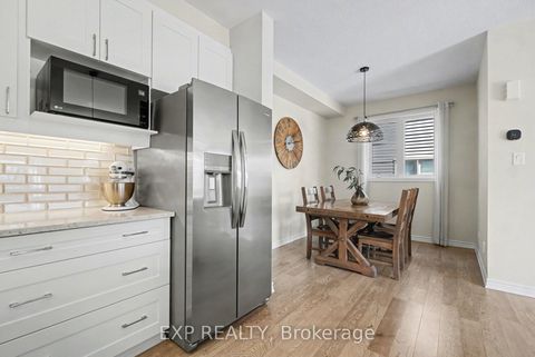 Photo 13 at 520 Rye Grass Way, Nepean (Half Moon Bay), Ottawa