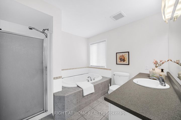 Photo 23 at 27 Knowlton Drive, Nepean (Barrhaven East), Ottawa