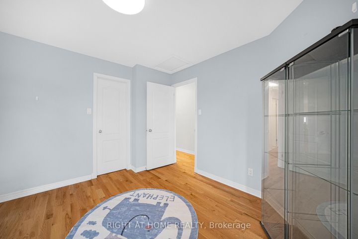 Photo 28 at 27 Knowlton Drive, Nepean (Barrhaven East), Ottawa