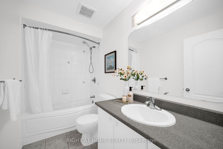 Photo 29 at 27 Knowlton Drive, Nepean (Barrhaven East), Ottawa