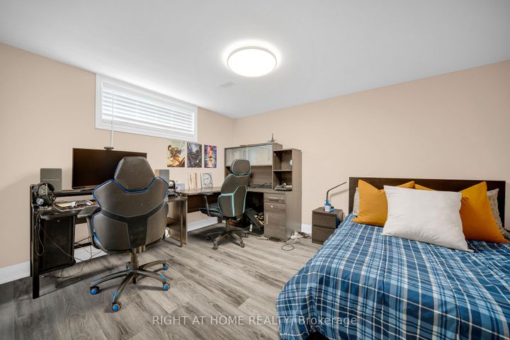 Photo 33 at 27 Knowlton Drive, Nepean (Barrhaven East), Ottawa