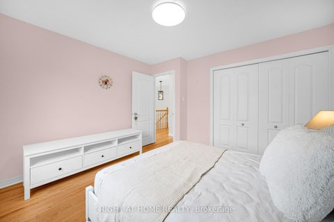 Photo 24 at 27 Knowlton Drive, Nepean (Barrhaven East), Ottawa