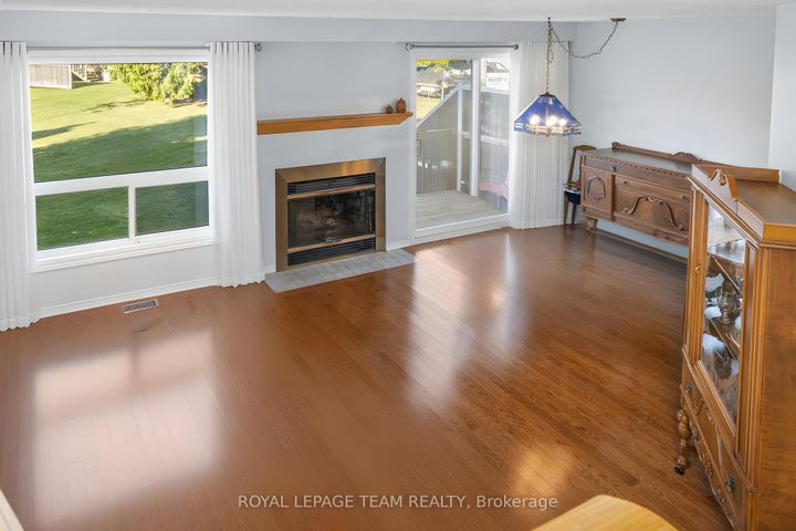 Photo 8 at 31 - 68 Grandcourt Drive, Nepean (Centrepointe), Ottawa