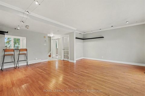 Photo 7 at 187 MONTEREY Drive, Nepean (Leslie Park), Ottawa