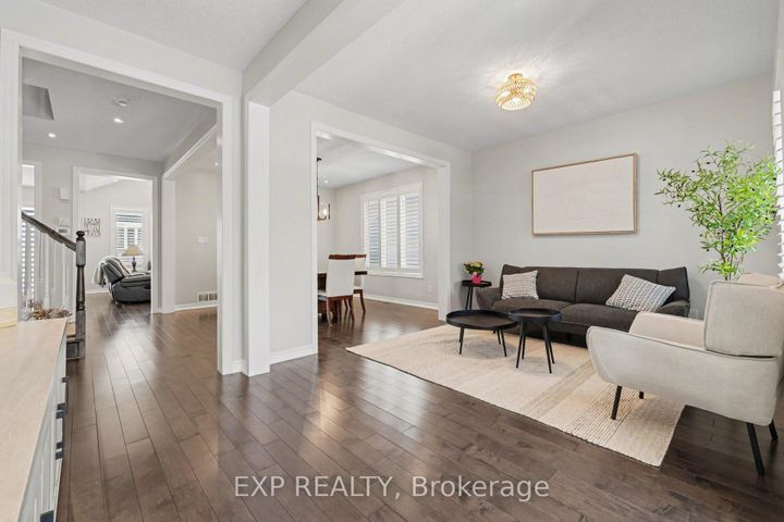 Photo 4 at 73 Bristling Crescent, Nepean (Half Moon Bay), Ottawa