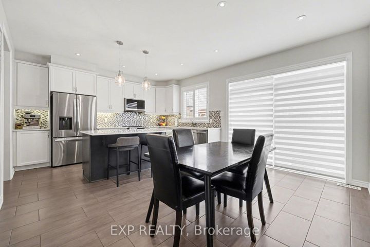 Photo 9 at 73 Bristling Crescent, Nepean (Half Moon Bay), Ottawa