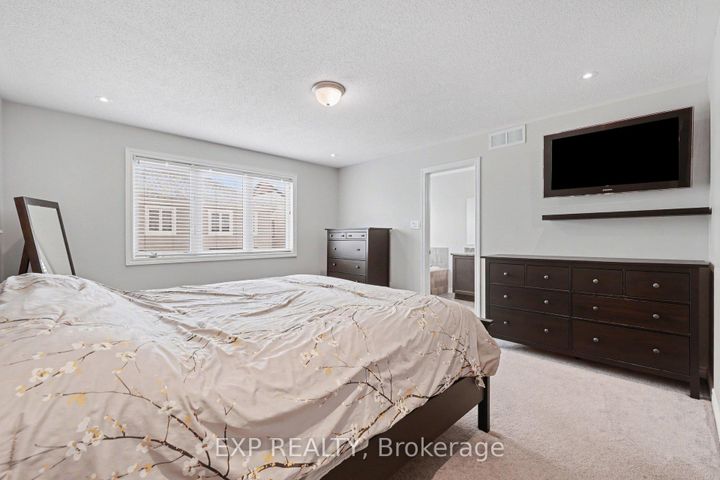 Photo 21 at 73 Bristling Crescent, Nepean (Half Moon Bay), Ottawa