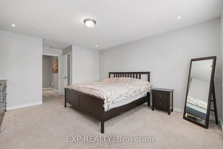 Photo 22 at 73 Bristling Crescent, Nepean (Half Moon Bay), Ottawa