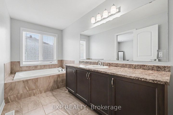 Photo 23 at 73 Bristling Crescent, Nepean (Half Moon Bay), Ottawa