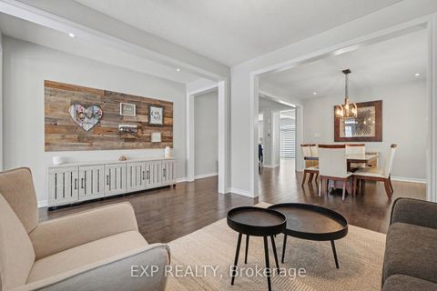 Photo 5 at 73 Bristling Crescent, Nepean (Half Moon Bay), Ottawa