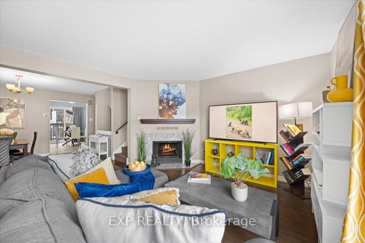 Photo 7 at D - 284 Dalehurst Drive, Nepean (Tanglewood), Ottawa