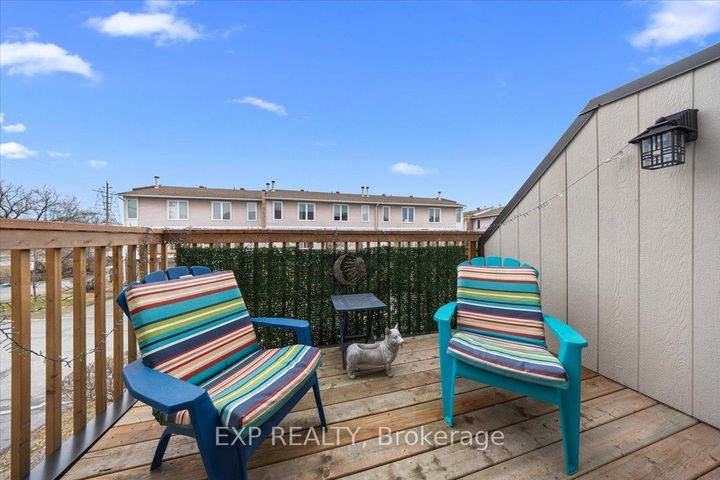 Photo 9 at D - 284 Dalehurst Drive, Nepean (Tanglewood), Ottawa