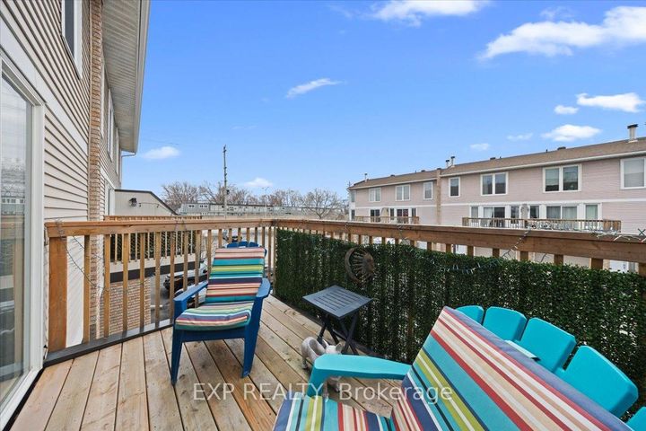 Photo 10 at D - 284 Dalehurst Drive, Nepean (Tanglewood), Ottawa