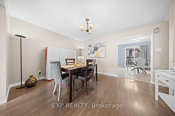 Photo 12 at D - 284 Dalehurst Drive, Nepean (Tanglewood), Ottawa