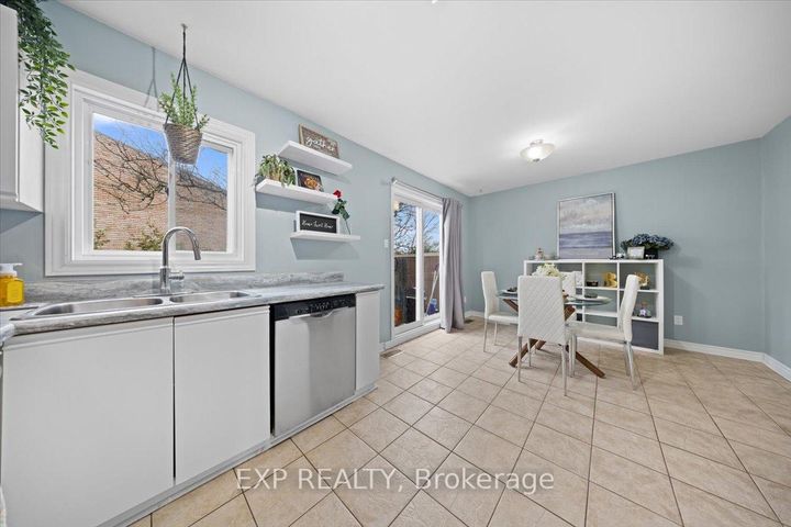 Photo 17 at D - 284 Dalehurst Drive, Nepean (Tanglewood), Ottawa