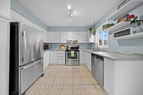 Photo 11 at D - 284 Dalehurst Drive, Nepean (Tanglewood), Ottawa