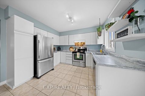 Photo 15 at D - 284 Dalehurst Drive, Nepean (Tanglewood), Ottawa