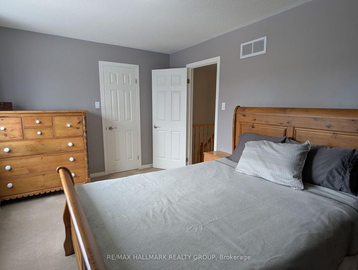 Photo 14 at 155 Markland Crescent, Nepean (Barrhaven East), Ottawa