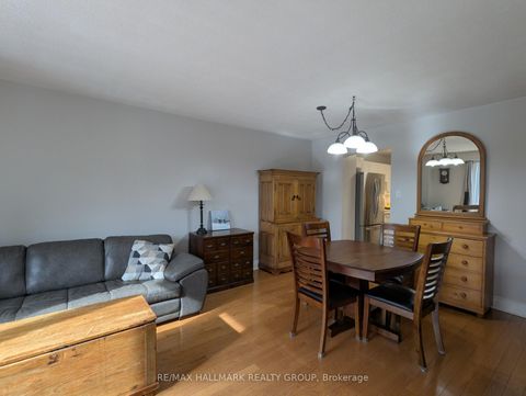Photo 3 at 155 Markland Crescent, Nepean (Barrhaven East), Ottawa