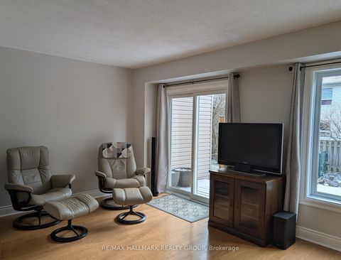 Photo 4 at 155 Markland Crescent, Nepean (Barrhaven East), Ottawa