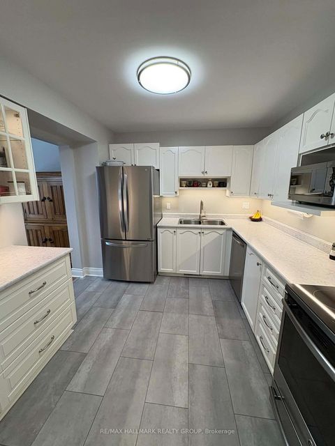 Photo 8 at 155 Markland Crescent, Nepean (Barrhaven East), Ottawa