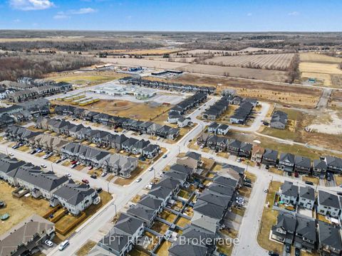 Photo 33 at 730 Perseus Avenue, Nepean (Half Moon Bay), Ottawa