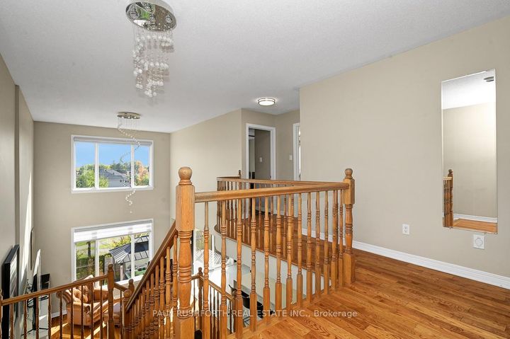 Photo 19 at 139 Baroness Drive, Nepean (Barrhaven East), Ottawa