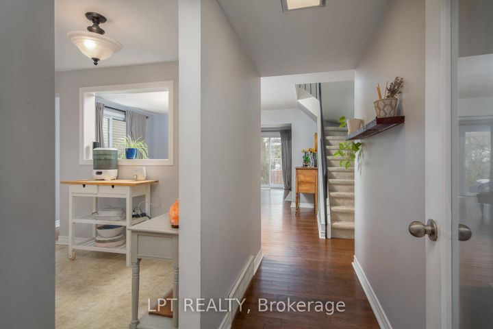 Photo 2 at 7 Fable Street, Nepean (Pheasant Run), Ottawa