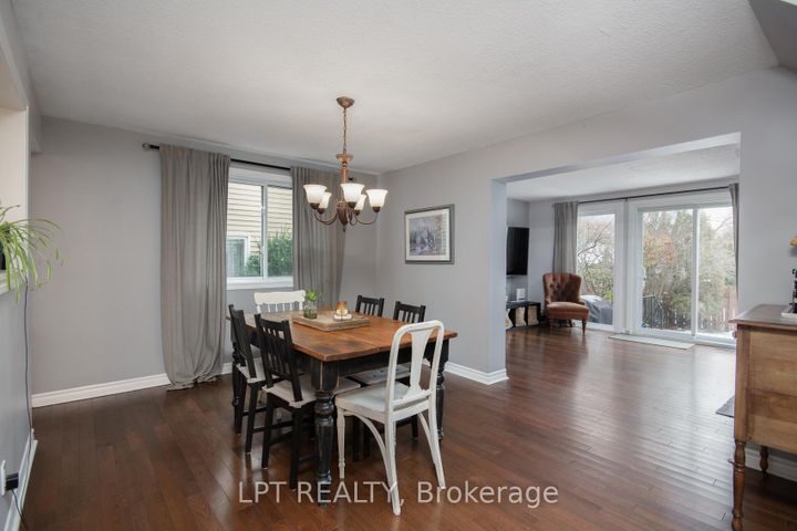 Photo 11 at 7 Fable Street, Nepean (Pheasant Run), Ottawa