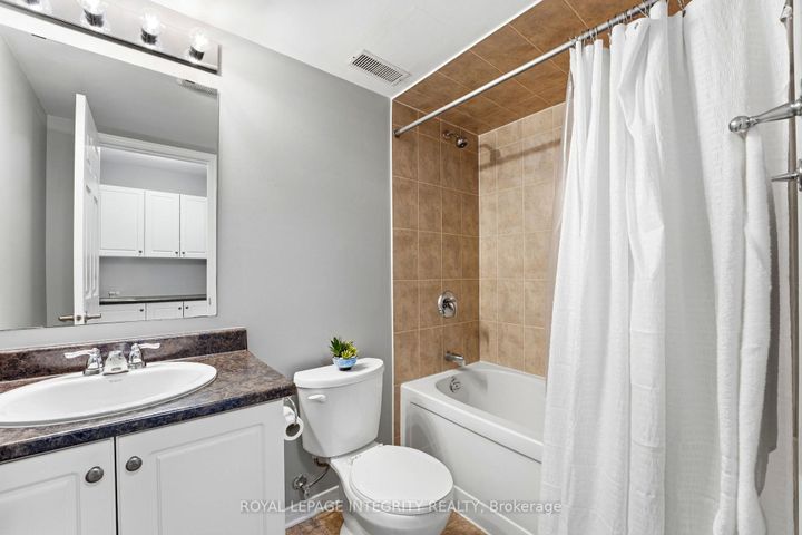 Photo 8 at 2720 Grand Canal Street, Nepean (Half Moon Bay), Ottawa