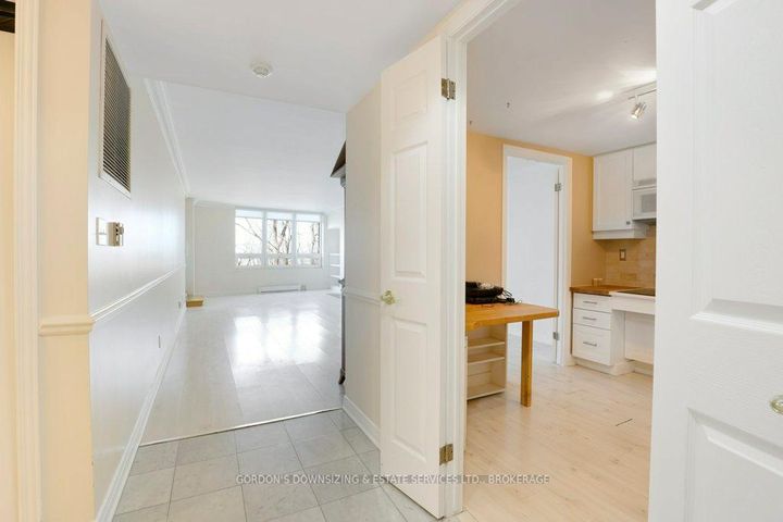 Photo 7 at 103 - 3099 Carling Avenue, Nepean (Bayshore), Ottawa