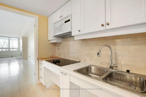 Photo 12 at 103 - 3099 Carling Avenue, Nepean (Bayshore), Ottawa